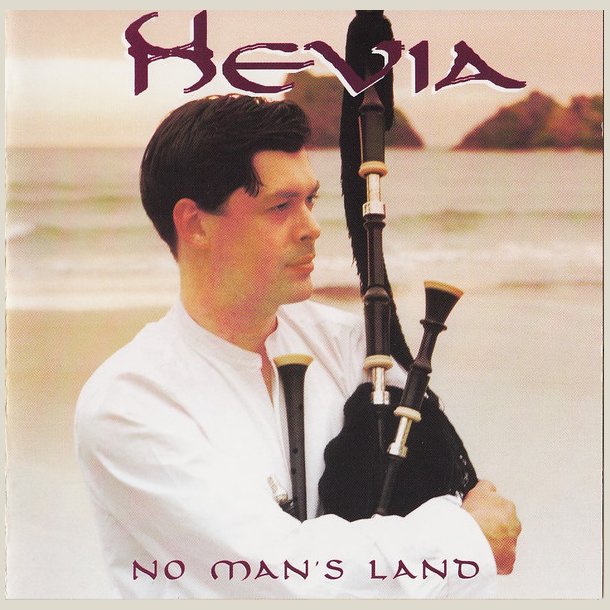 Hevia � No Man's Land